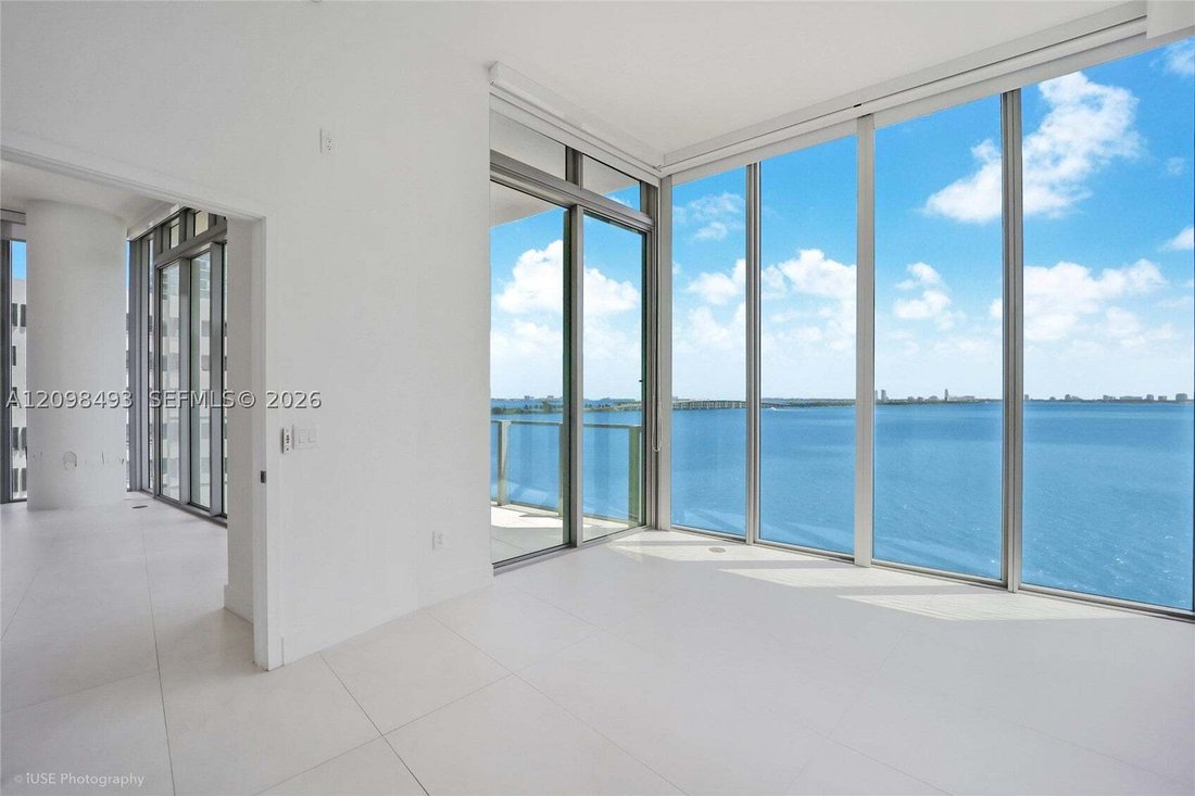 Condo in Miami, Florida, United States 5 - 19013433