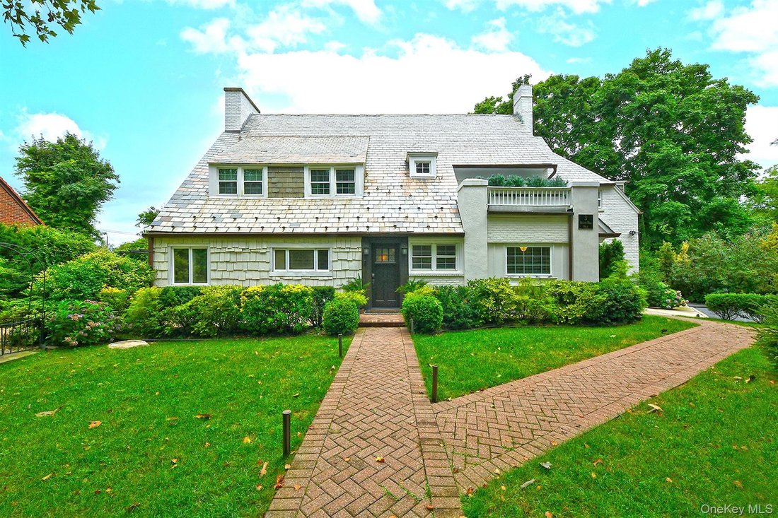 House in Port Washington, New York, United States 1 - 19014831