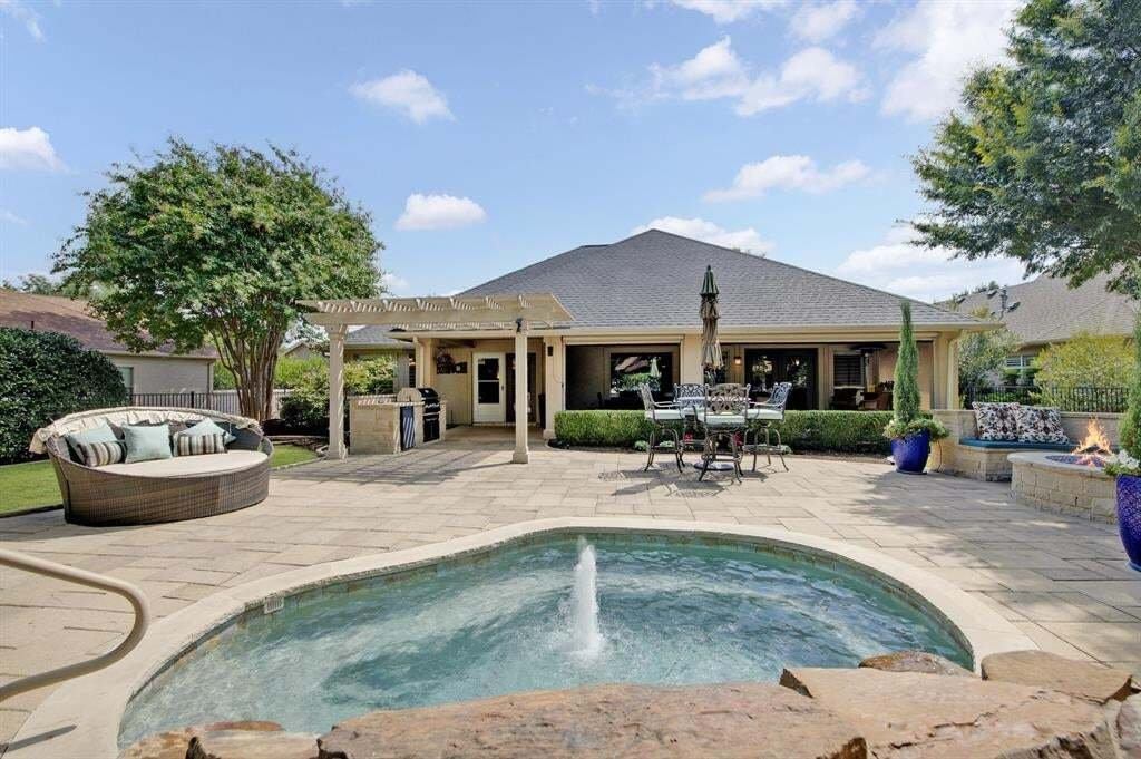 House in Denton, Texas, United States 1 - 19014394