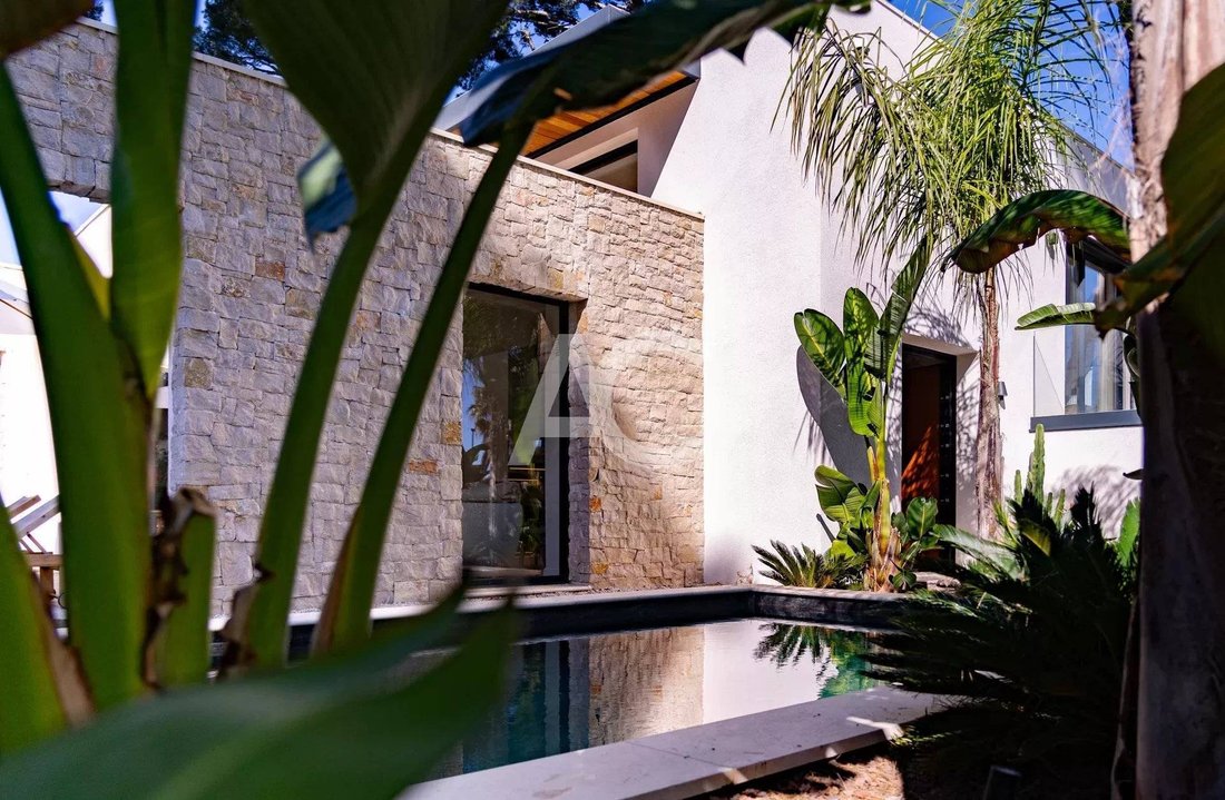 Villa in Les Bastides, Antibes, France 3 - 18699041