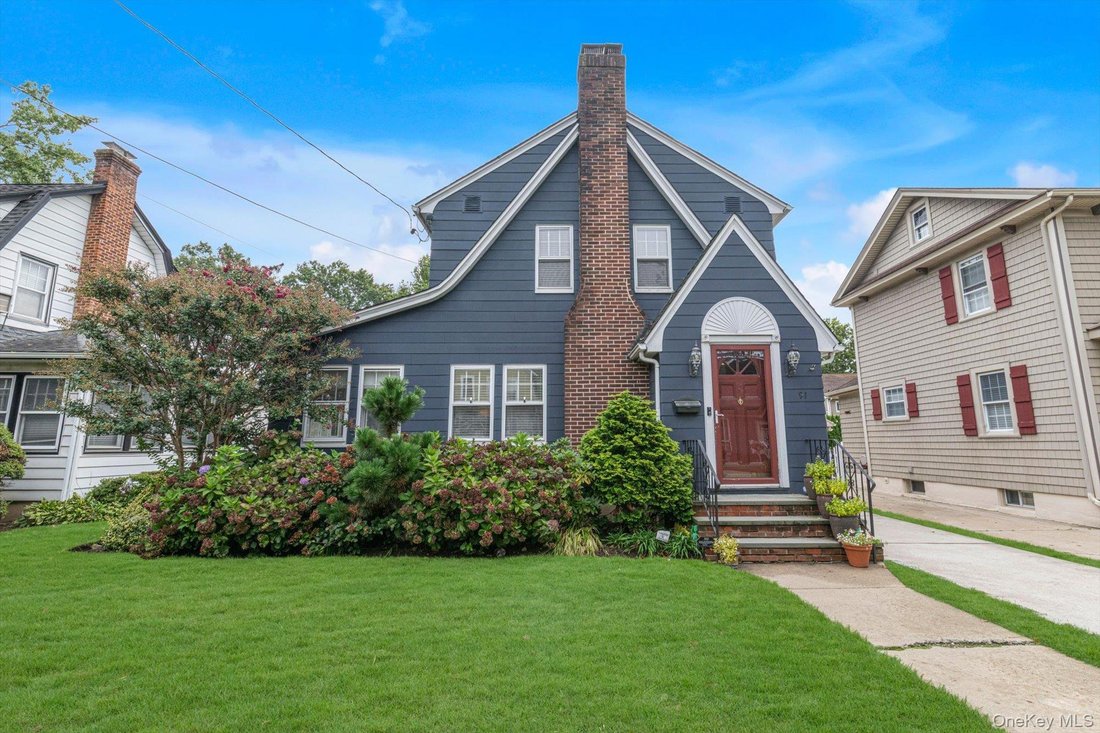 House in North New Hyde Park, New York, United States 2 - 19014739
