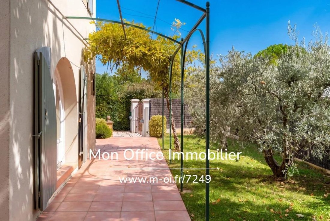 House in Granettes-Jauberte-Sainte Anne, Aix-en-Provence, France 5 - 19010872