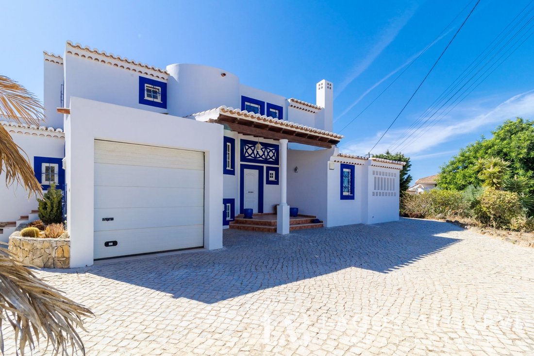 Villa in Praia da Luz, Algarve, Portugal 2 - 19015315