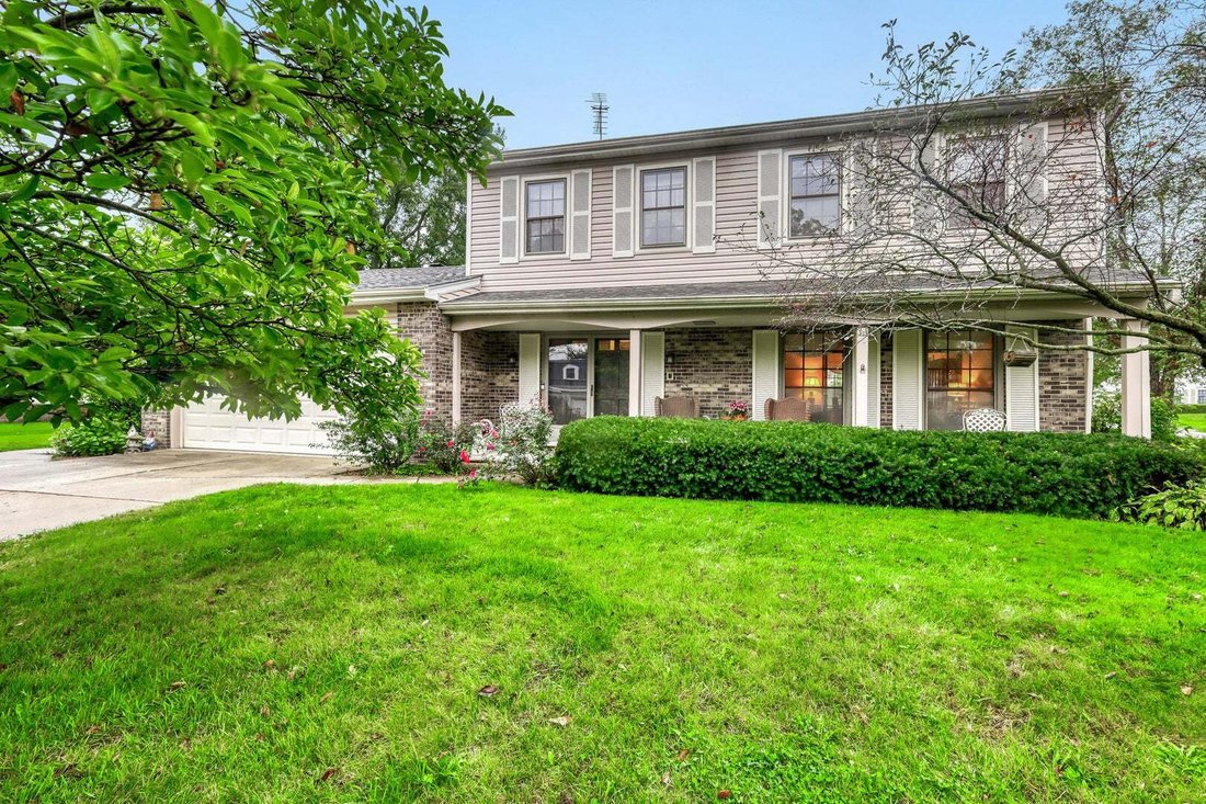 House in Schaumburg, Illinois, United States 3 - 19013352