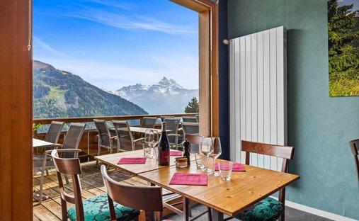 House in Villars-sur-Ollon, Ollon, Vaud 1