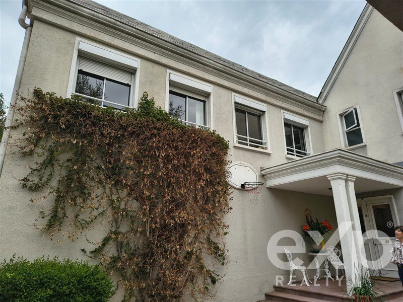 House in Lo Barnechea, Santiago Metropolitan Region, Chile 1 - 19010782