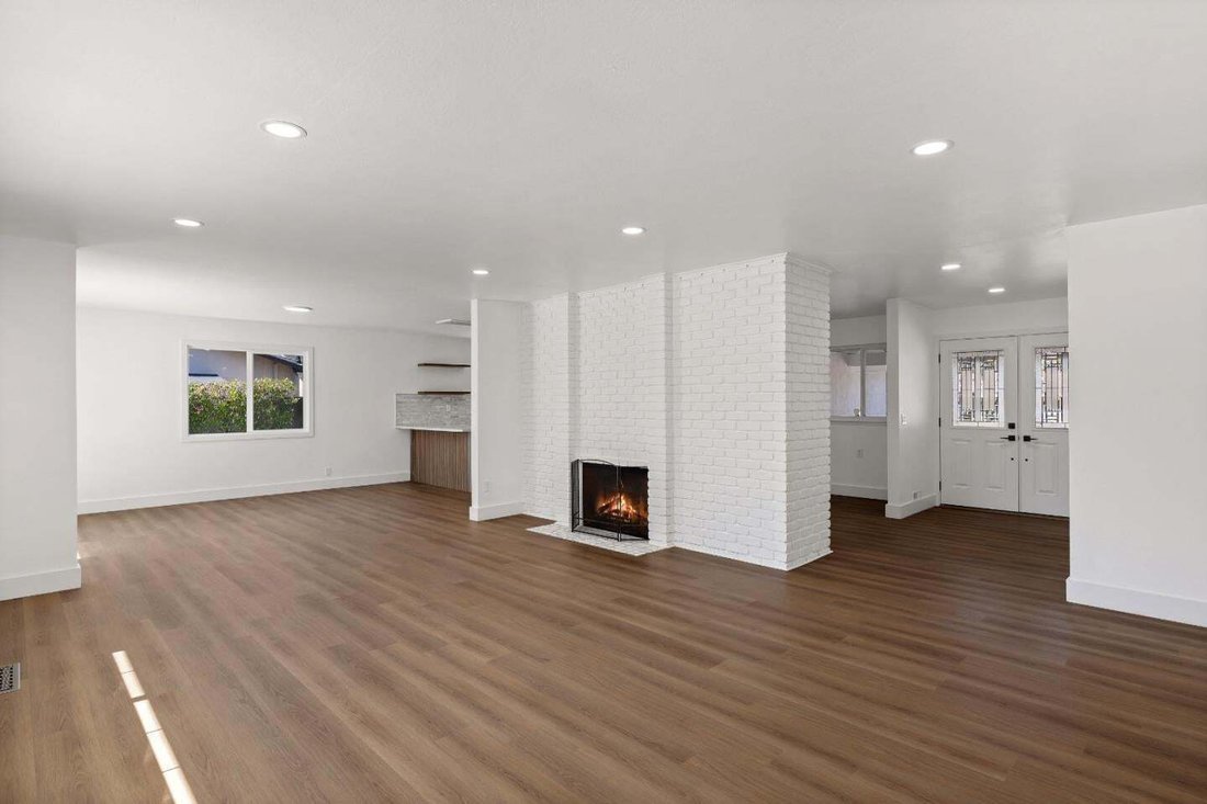 House in Saratoga, California, United States 5 - 19012892