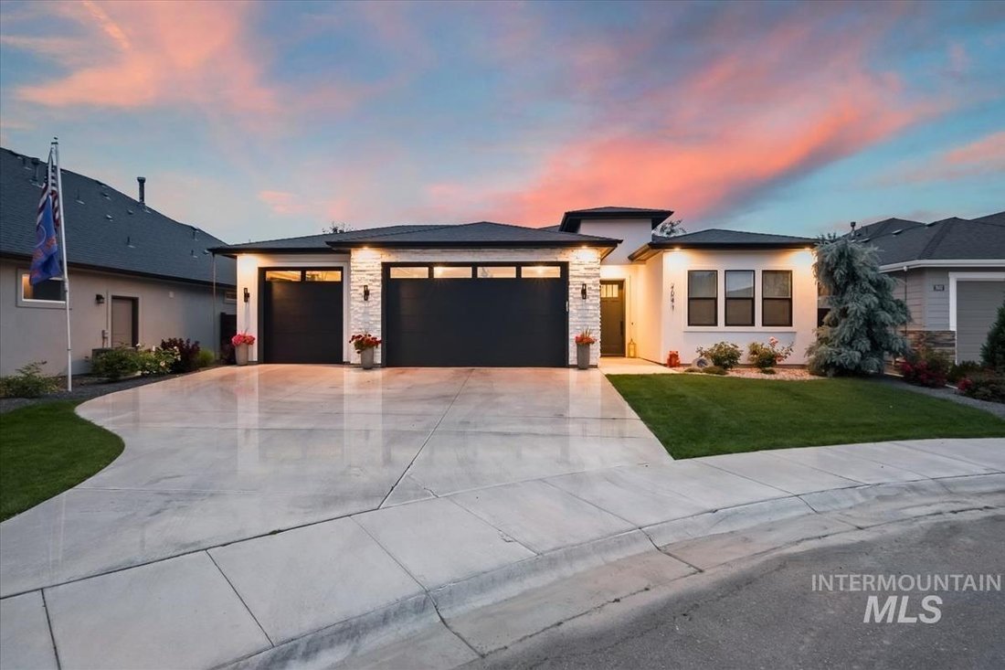 House in Meridian, Idaho, United States 1 - 19010344