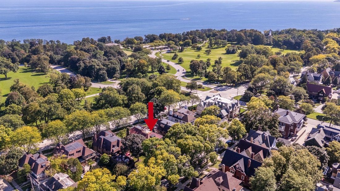 Condo in Milwaukee, Wisconsin, United States 3 - 19012470