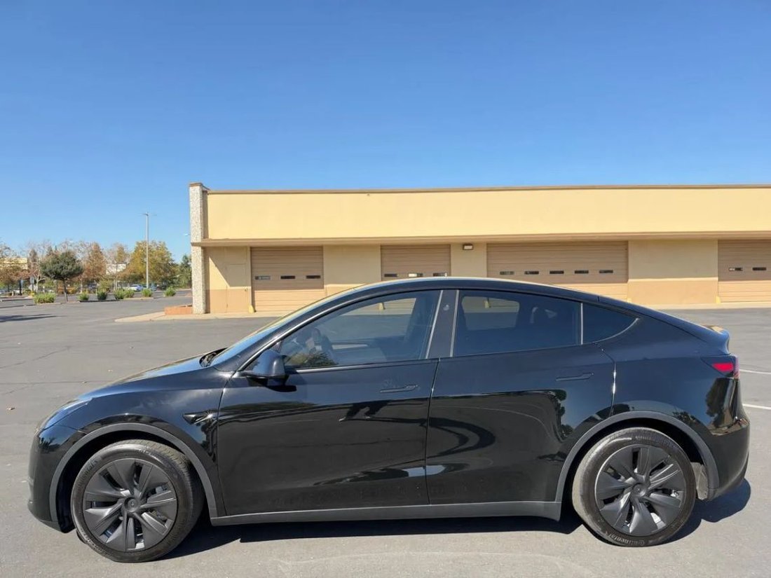 Suv in Sacramento, CA, United States 4 - 19015886