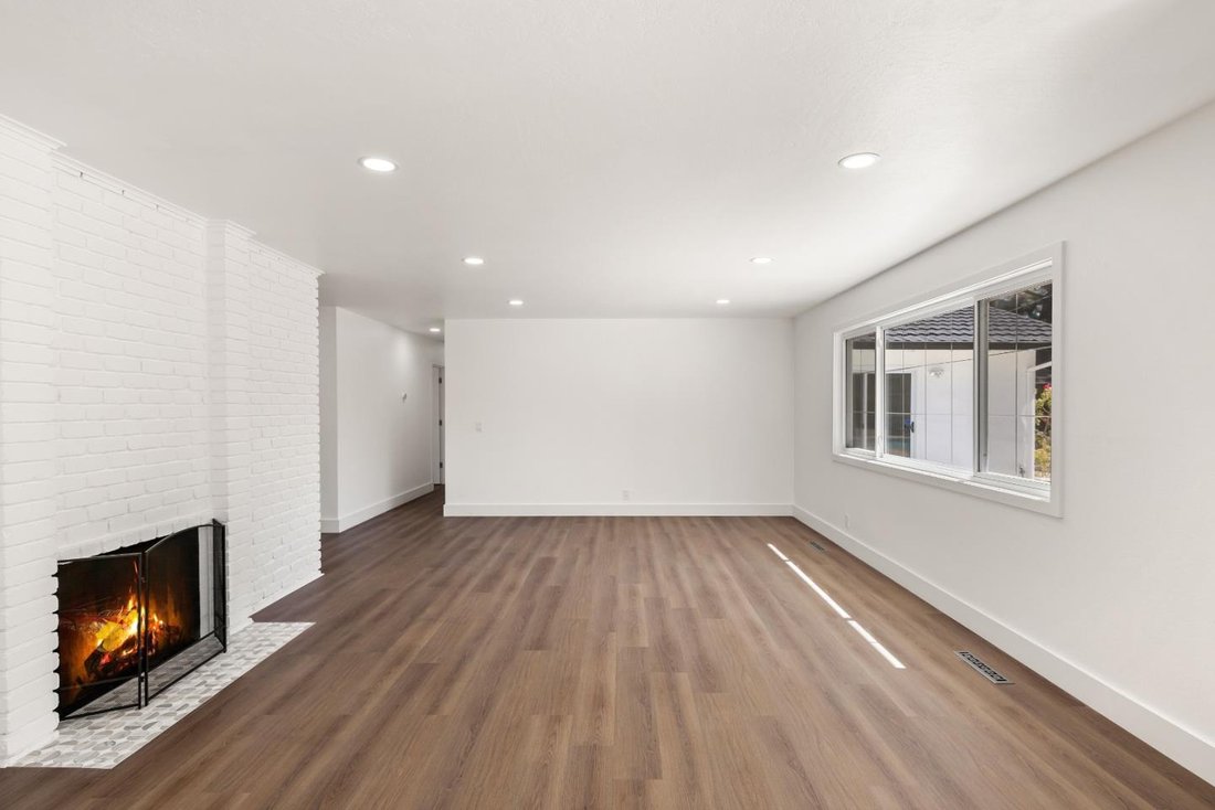 House in Saratoga, California, United States 4 - 19012892