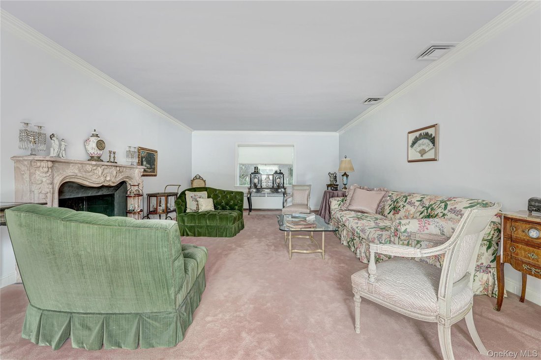 House in Hewlett Harbor, New York, United States 5 - 19009231