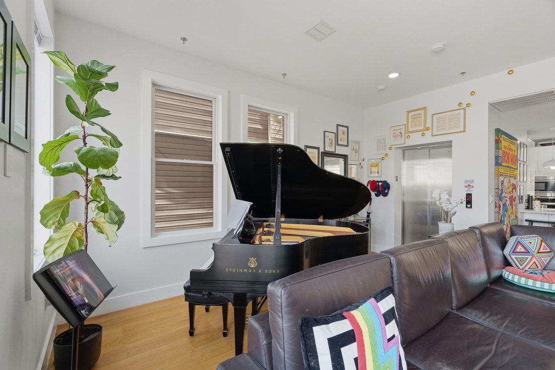 Condo in Union City, New Jersey, United States 5 - 19014763