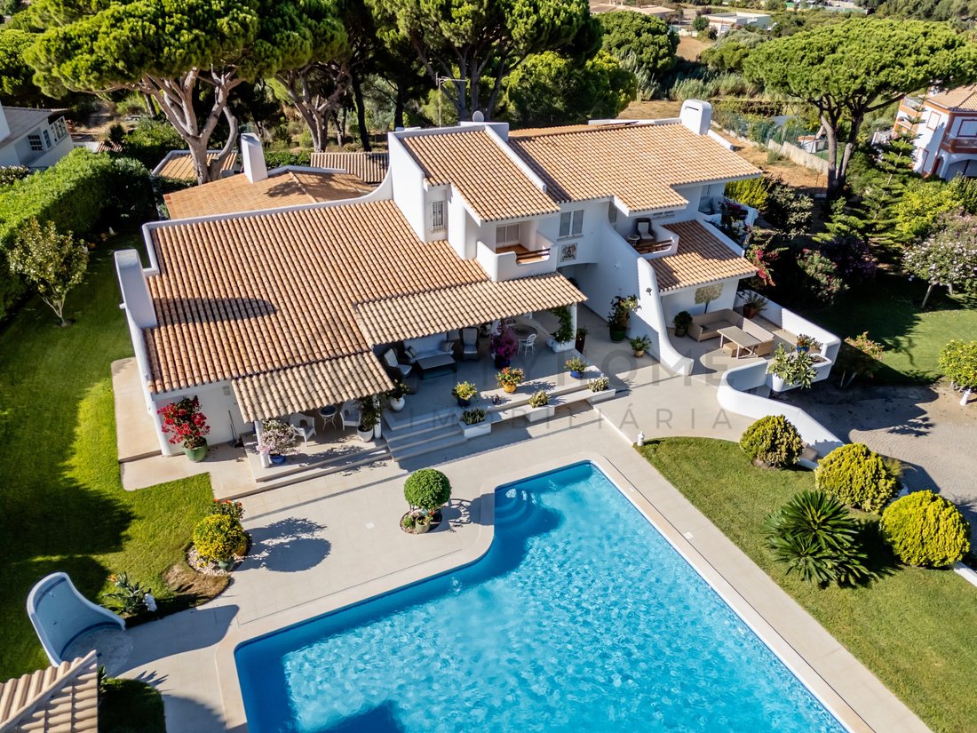 House in Olhos de Agua, Algarve, Portugal 2 - 19015435