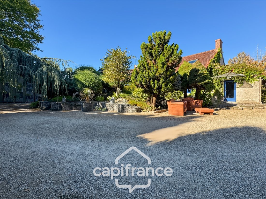 Country House in Arrondissement of Chalon-sur-Saône, Bourgogne – Franche-Comté, France 4 - 19010997