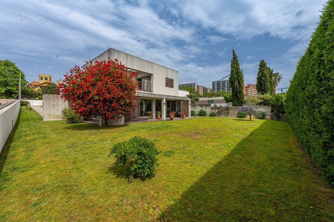 House in Santa Marinha e Sao Pedro da Afurada, Porto District, Portugal 5 - 19012210