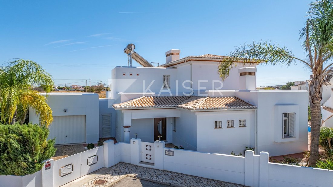 Villa in Guia, Algarve, Portugal 2 - 19015321