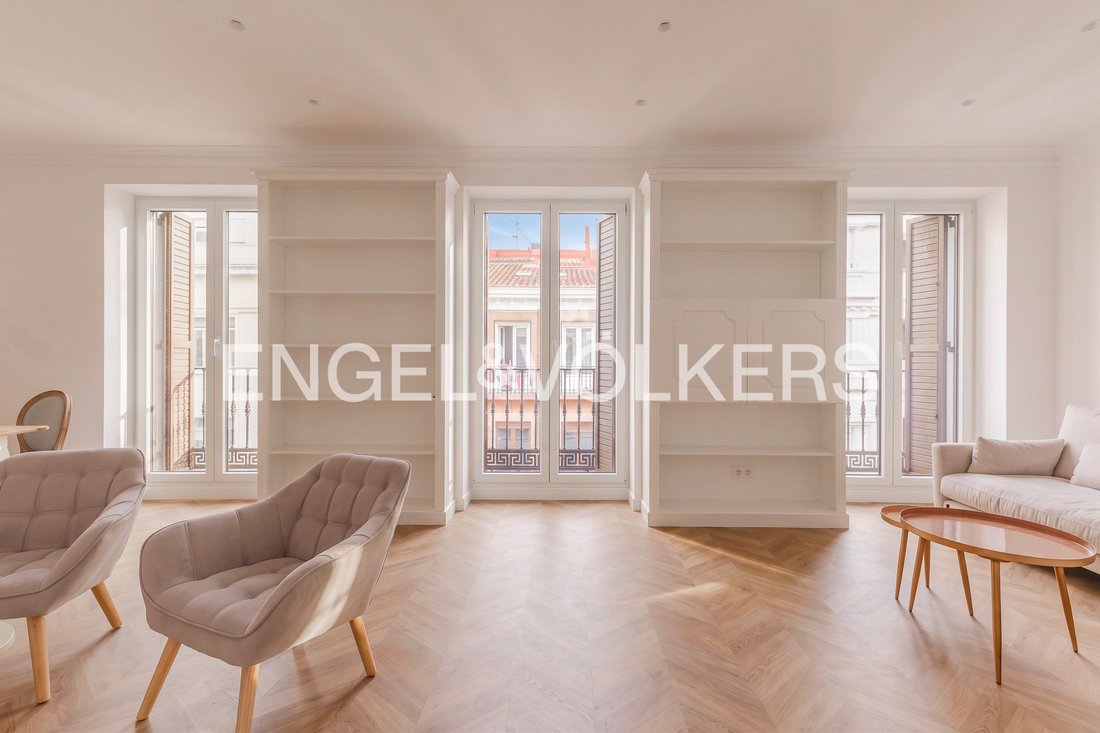 Wohnung in Centro, Madrid, Spanien 1 - 18943815
