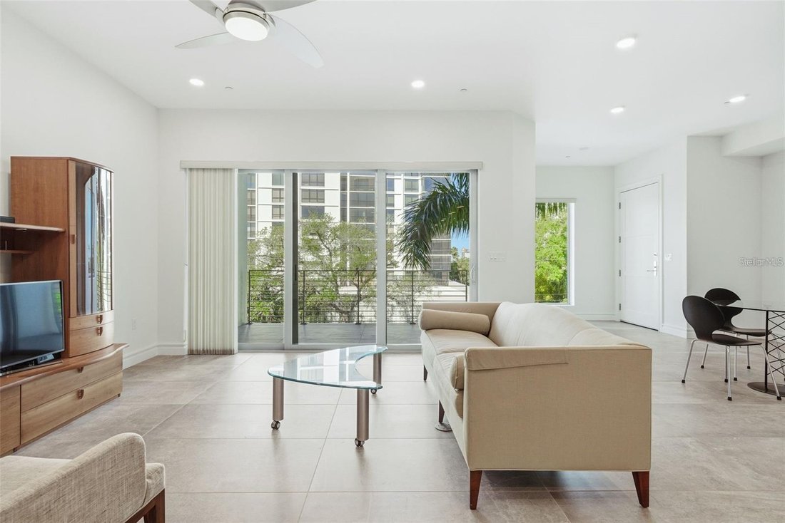 Condo in Sarasota, Florida, United States 5 - 19013150