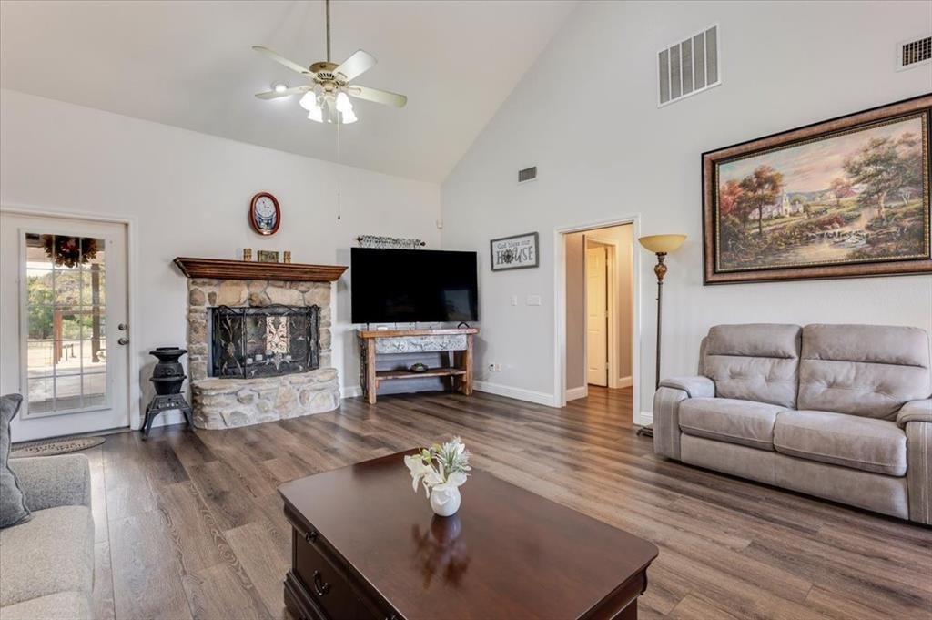 House in Springtown, Texas, United States 4 - 19014409