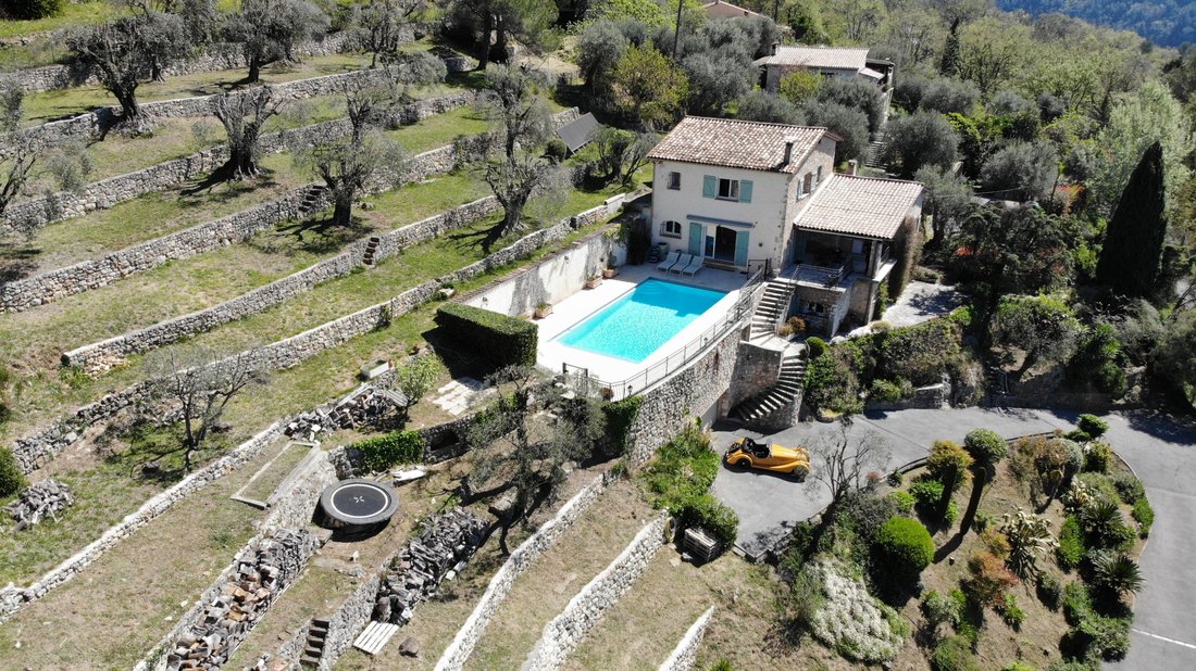 Villa in Tourrettes-sur-Loup, Provence-Alpes-Côte d'Azur, France 2 - 17654335