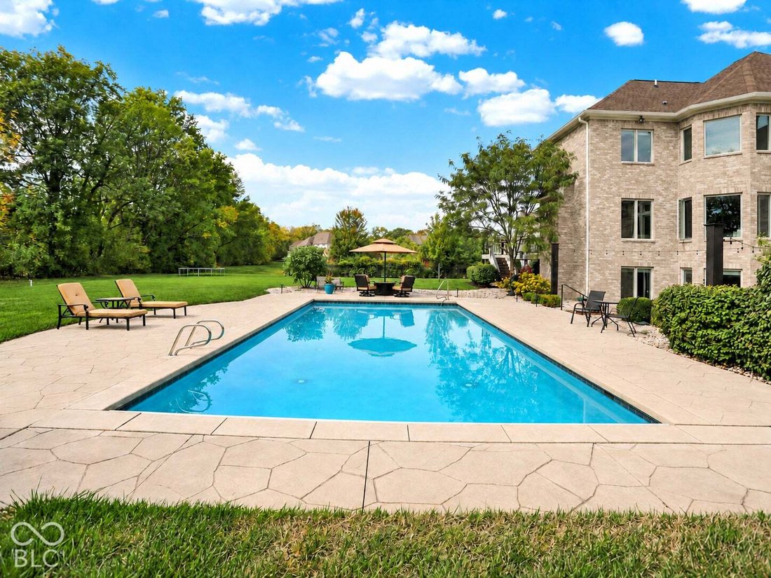 House in Carmel, Indiana, United States 5 - 19012004