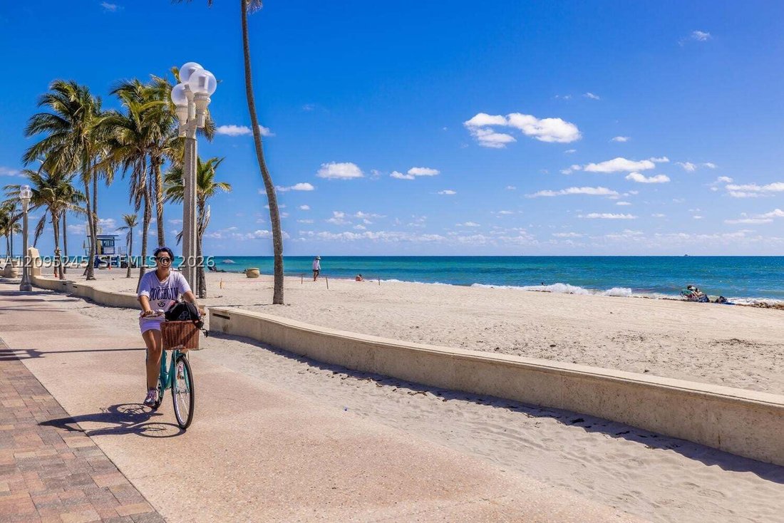 House in Hollywood, Florida, United States 4 - 19013312