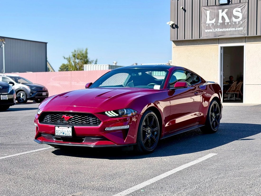 Coupe in Fresno, CA, United States 3 - 19010431