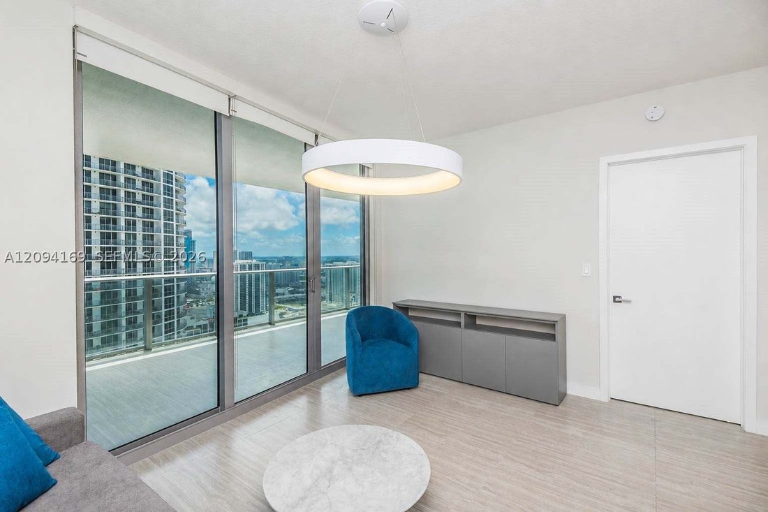 Condo in Miami, Florida, United States 2 - 19009566