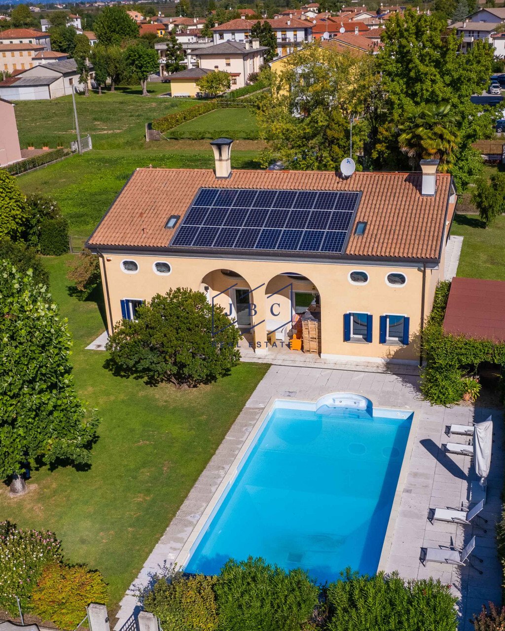 Villa in Ormelle, Veneto, Italy 5 - 19015557