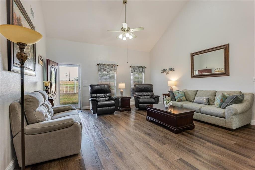 House in Springtown, Texas, United States 5 - 19014409