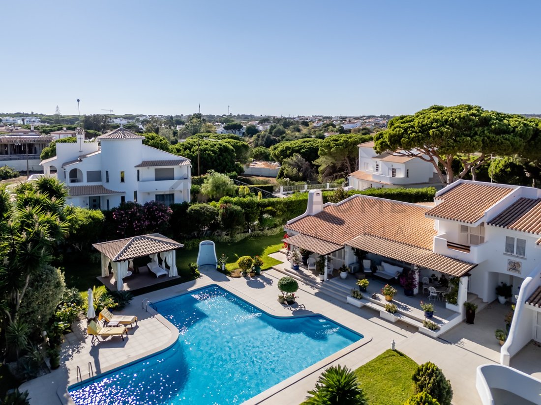 House in Olhos de Agua, Algarve, Portugal 3 - 19015435