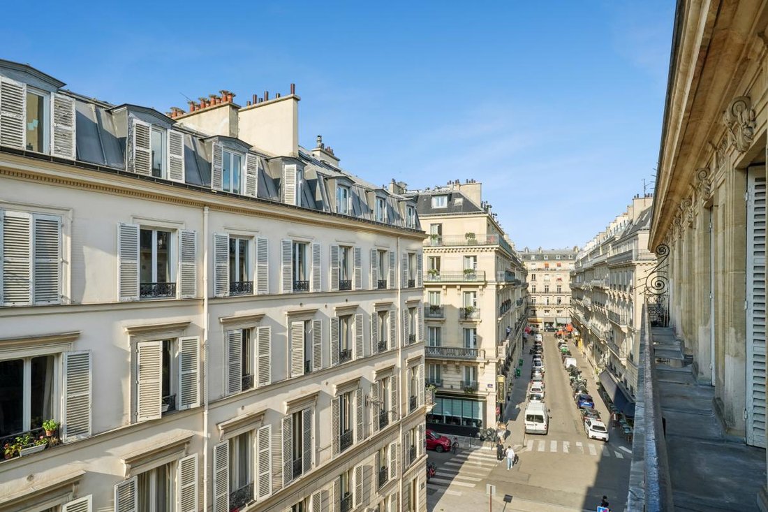 Apartment in Saint Philippe du Roule, Paris 8e Arrondissement, Paris 2 - 19015013