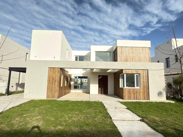 House in Dique Luján, Buenos Aires Province, Argentina 3 - 19011704