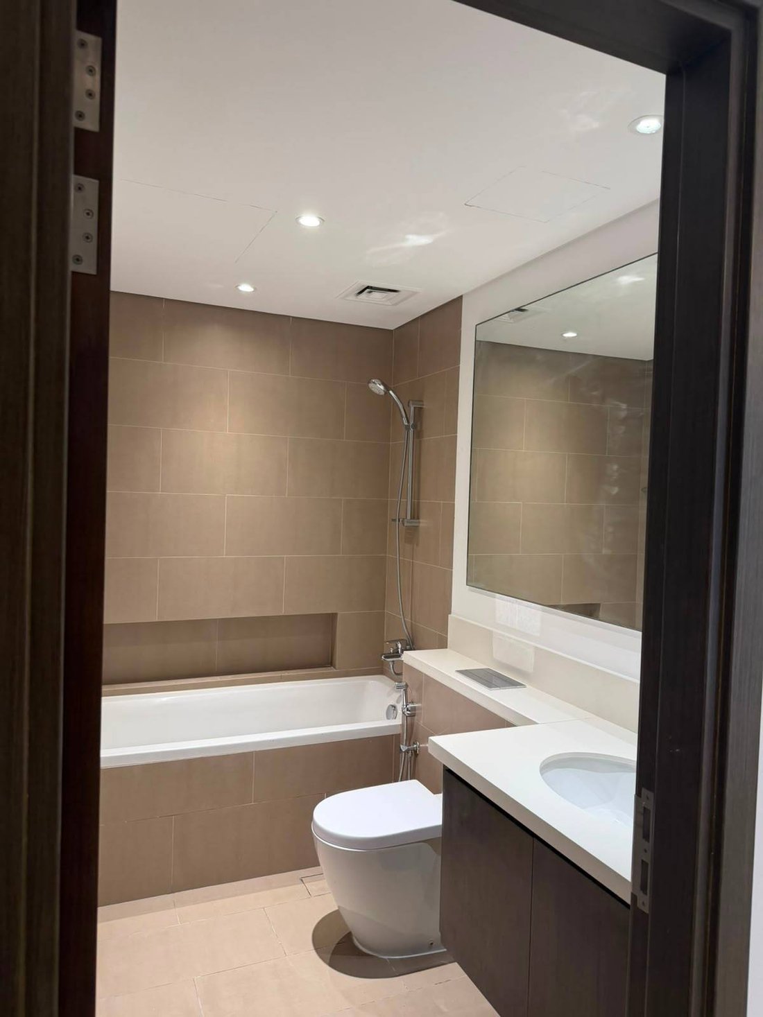 Apartment in Dubai Creek Harbour, Dubai, United Arab Emirates 4 - 19013286