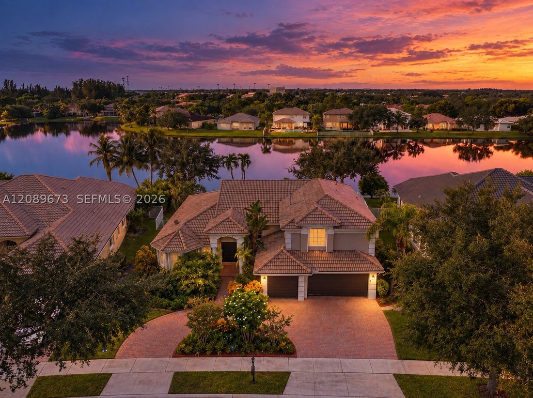 House in Pembroke Pines, Florida, United States 1 - 19014025