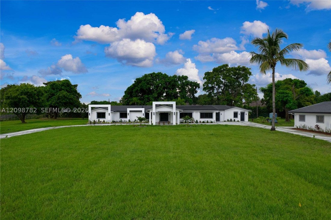 House in Southwest Ranches, Florida, United States 3 - 19009605