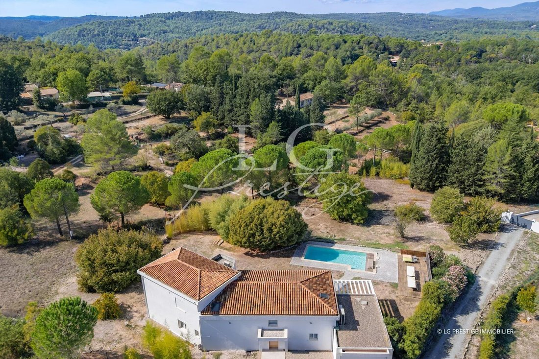Villa in Montauroux, Provence-Alpes-Côte d'Azur, France 2 - 19013507