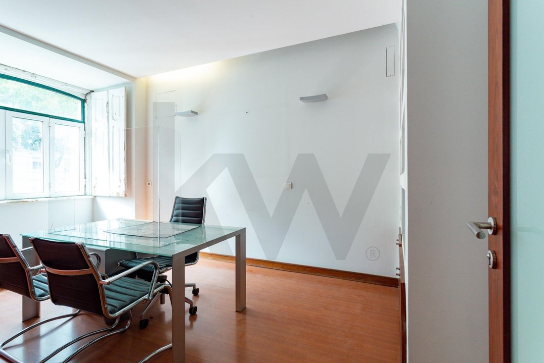 Wohnung in Avenidas Novas, Lissabon, Portugal 4 - 19009905