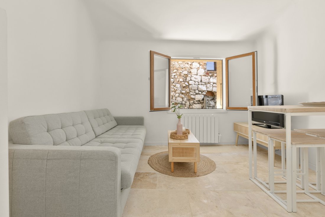 Apartment in Tourrettes-sur-Loup, Provence-Alpes-Côte d'Azur, France 1 - 19010423
