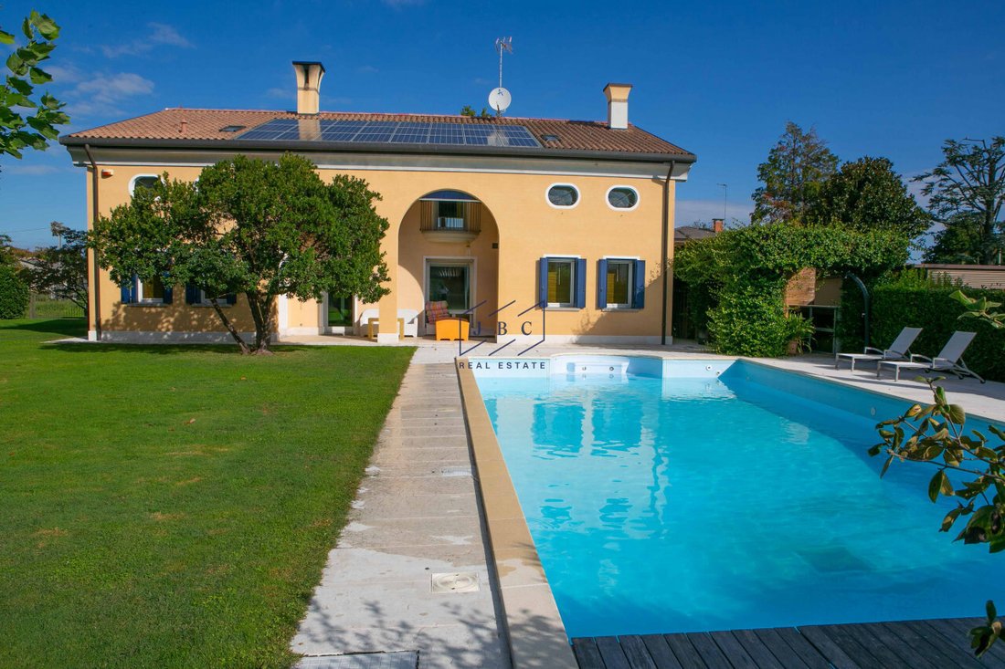 Villa in Ormelle, Veneto, Italy 1 - 19015557