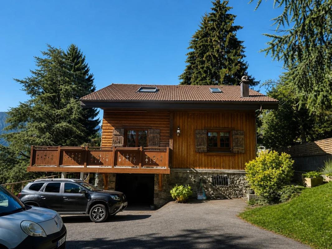 Chalet in Cluses, Auvergne-Rhône-Alpes, France 2 - 19010853