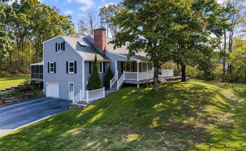House in Glastonbury, Connecticut, United States 1