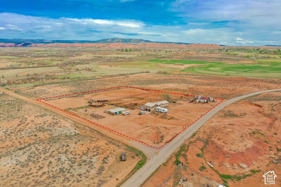 Casa a Lapoint, Utah, Stati Uniti 3 - 17672632