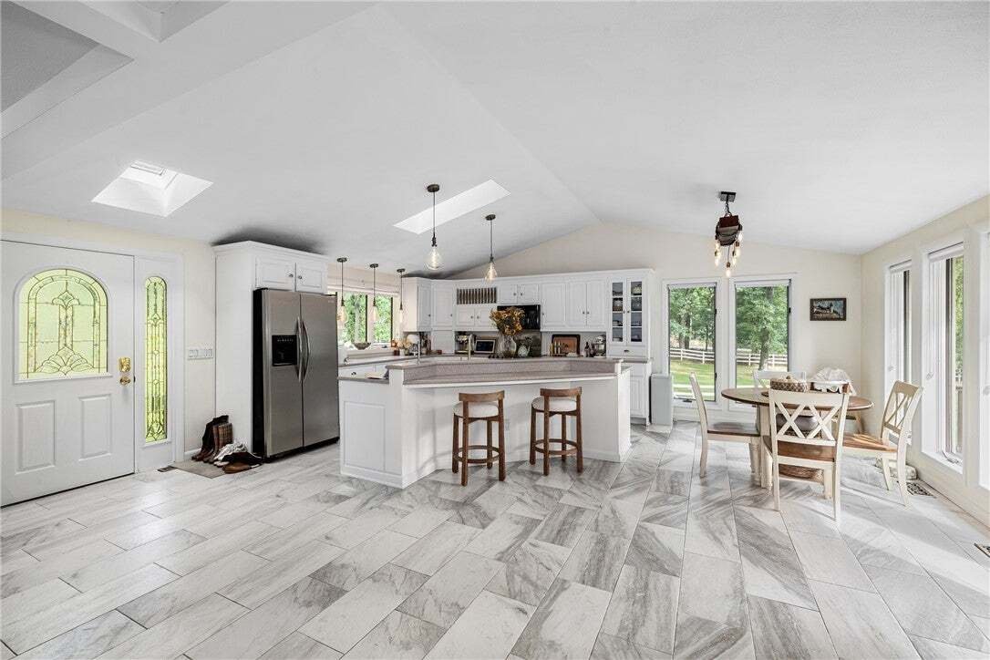 House in East Greenwich, Rhode Island, United States 4 - 19012523