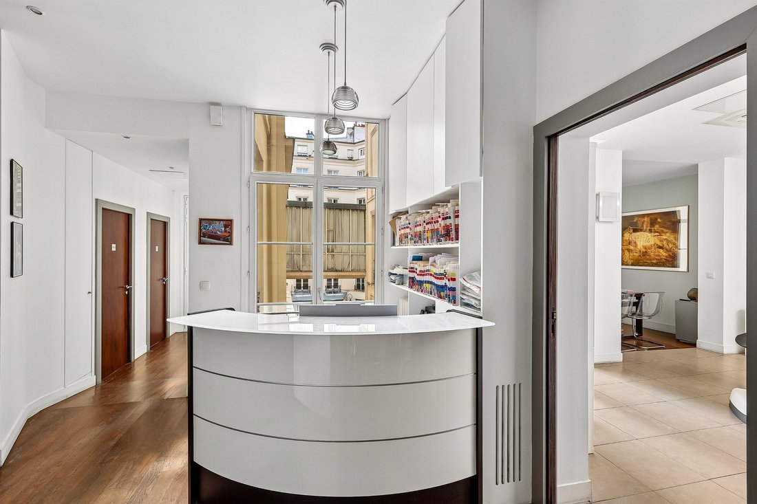 Apartment in Saint Merri, Paris 4e Arrondissement, Paris 3 - 19014341