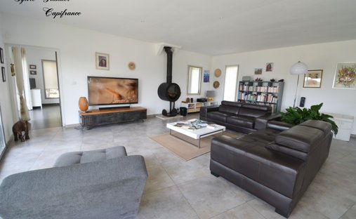 House in Vernègues, Provence-Alpes-Côte d'Azur, France 1