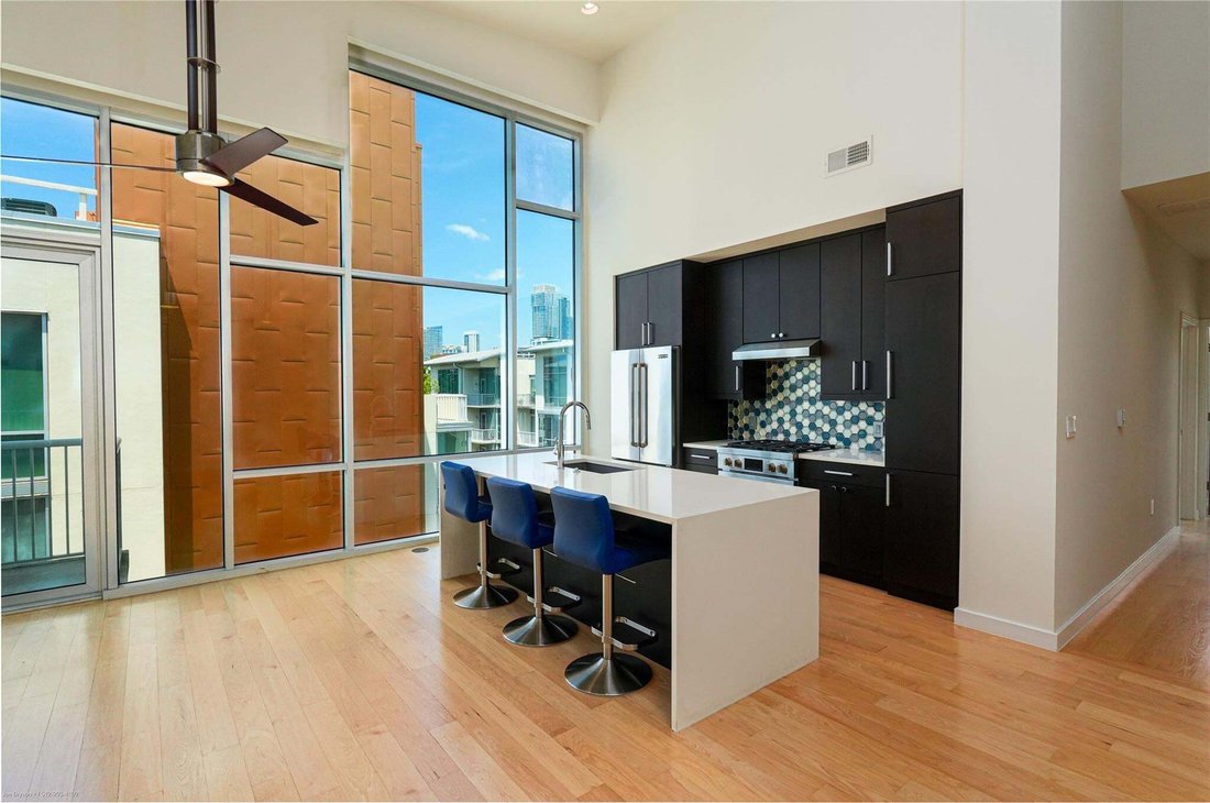 Condo in Austin, Texas, United States 2 - 19009643