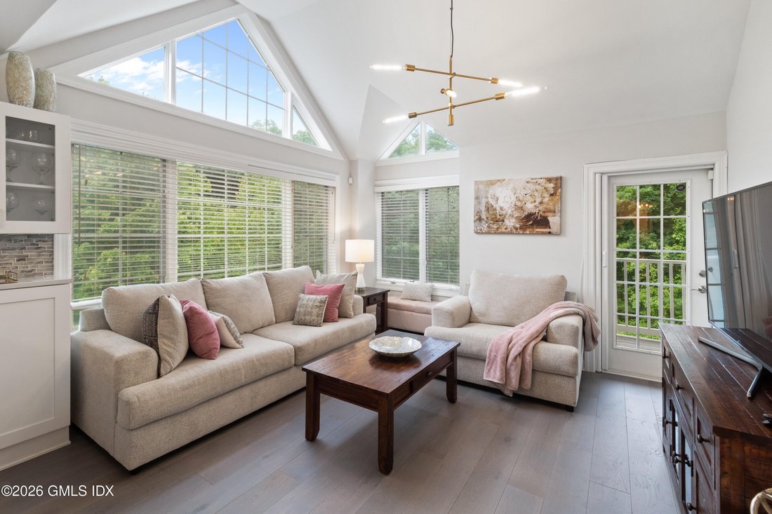Condo in Greenwich, Connecticut, United States 2 - 19014963