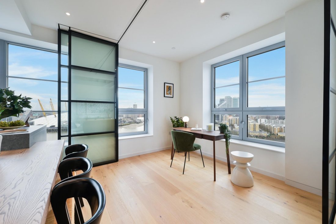 Apartment in Canning Town, Newham, England 5 - 19009338